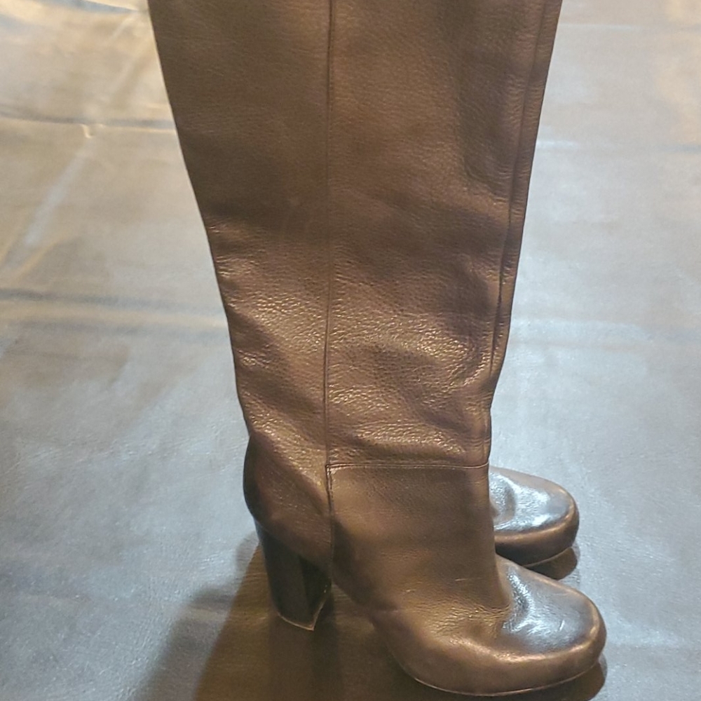 Leather Nine West boots